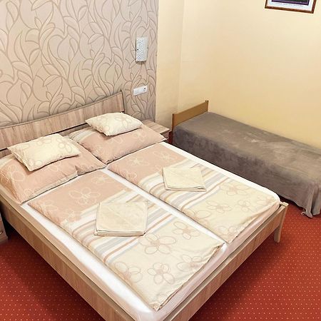 Gesztenye Apartman Мако Экстерьер фото