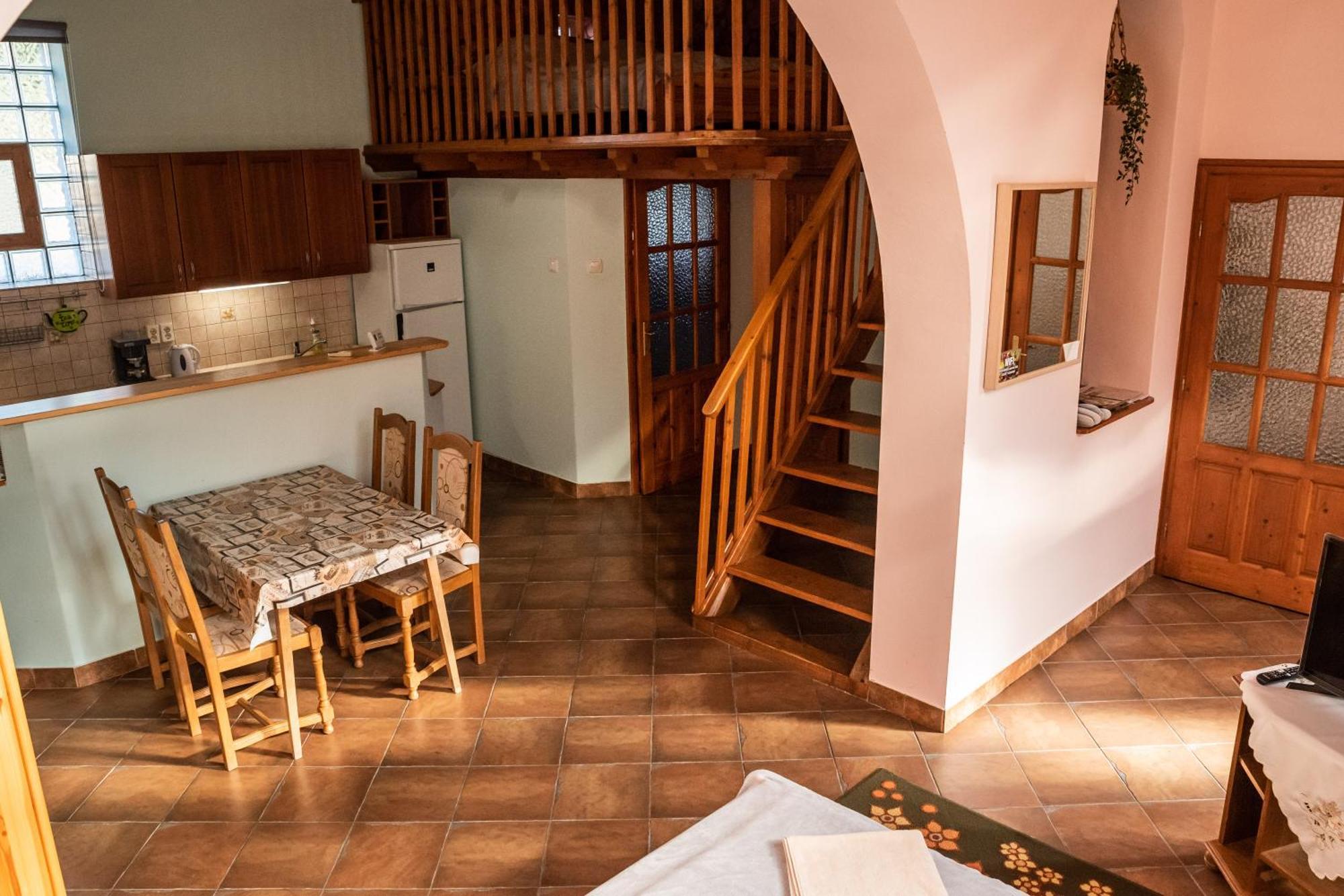 Gesztenye Apartman Мако Экстерьер фото