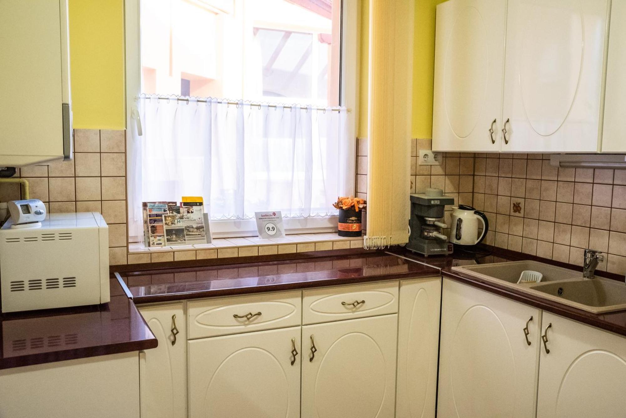 Gesztenye Apartman Мако Экстерьер фото