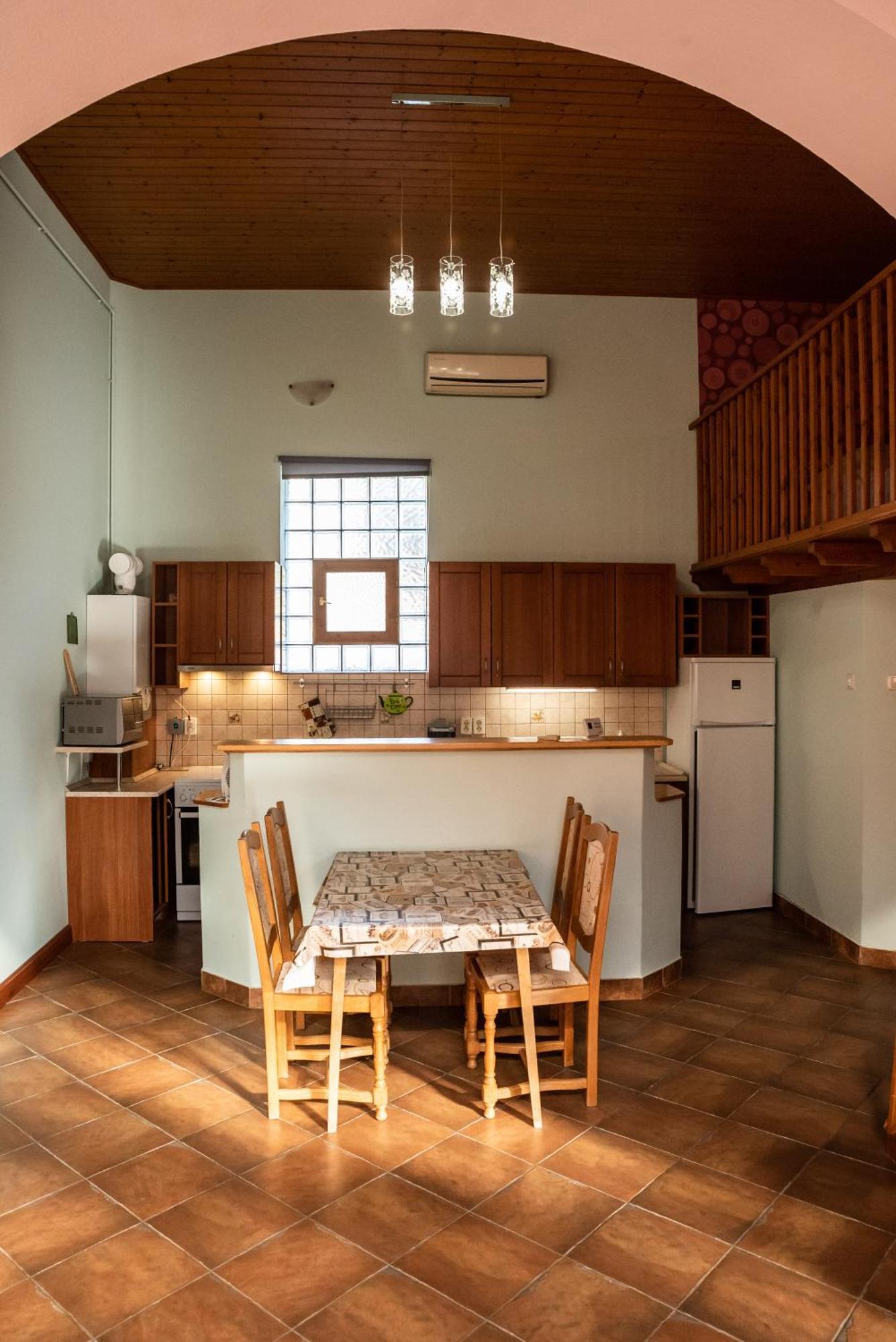 Gesztenye Apartman Мако Экстерьер фото